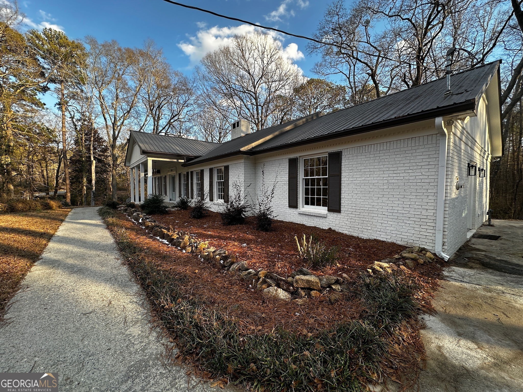 Property Photo:  854 Hickory Ridge Drive  GA 30233 