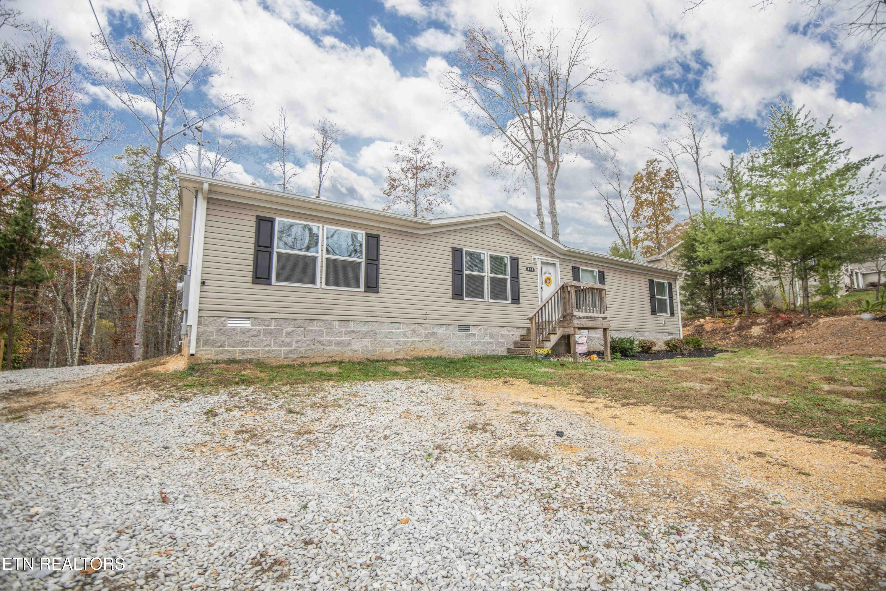 Property Photo:  109 Winding Tr  TN 37748 