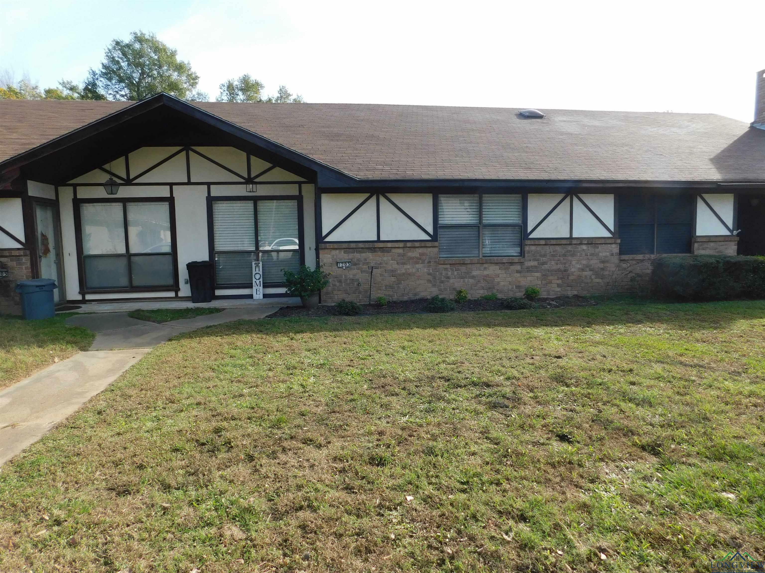 Property Photo:  1203 N Montgomery  TX 75644 