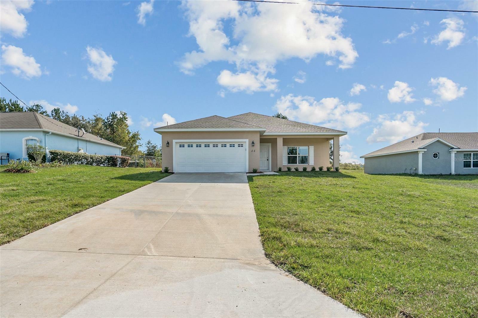 Property Photo:  44 W Lynnhaven Place  FL 34434 