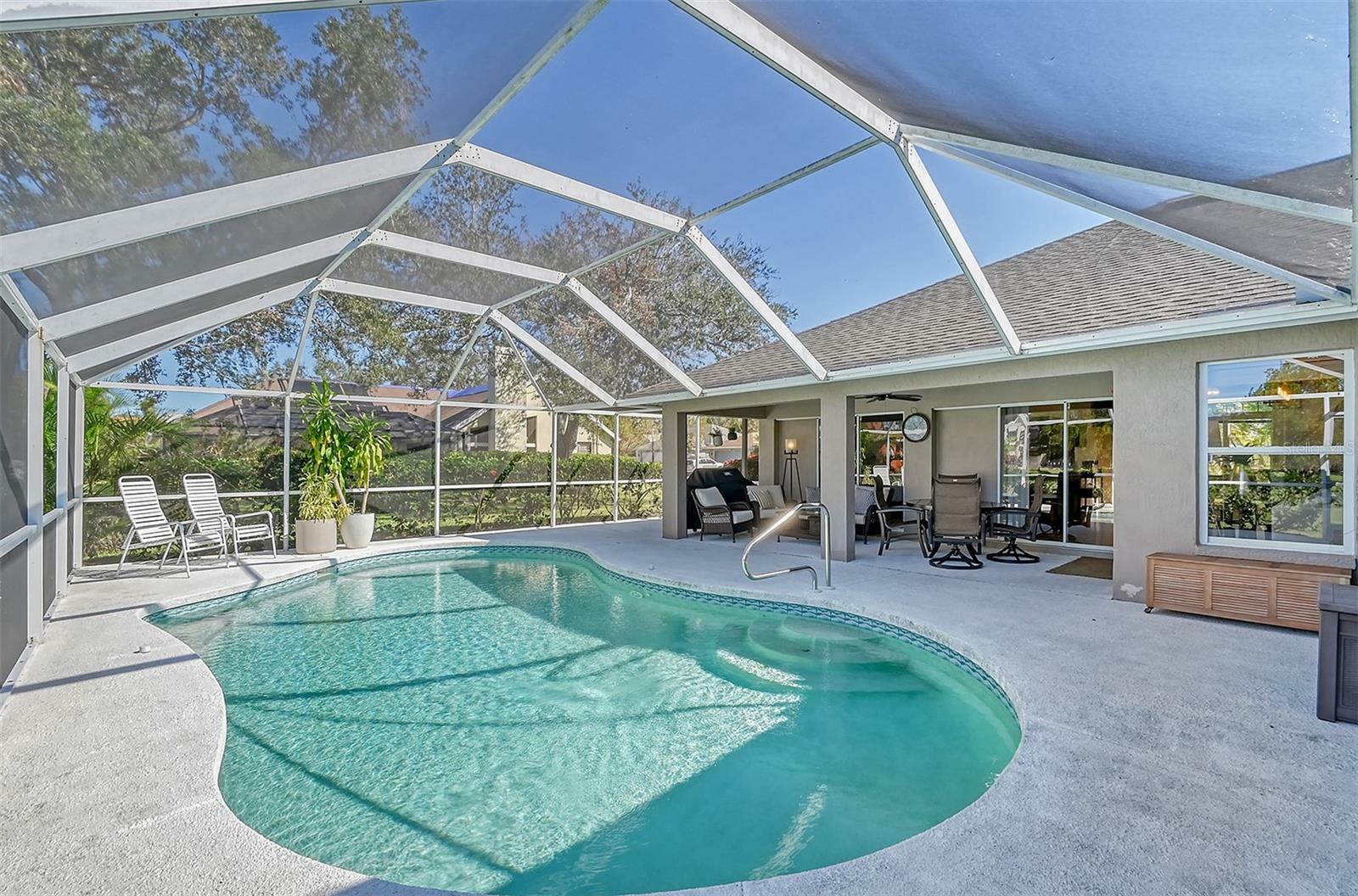 Property Photo:  4766 Country Manor Drive  FL 34233 