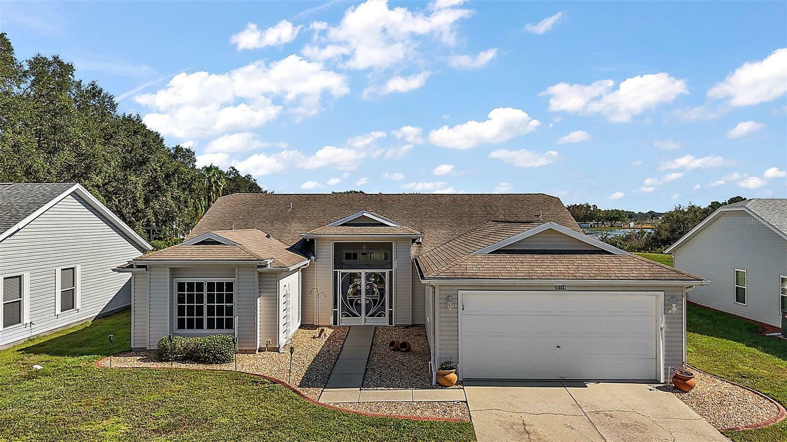 Property Photo: 25114 Meriweather Road FL 34748