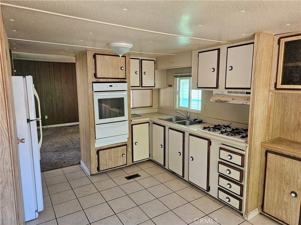 Property Photo:  5495 5th Street 7  CA 95451 