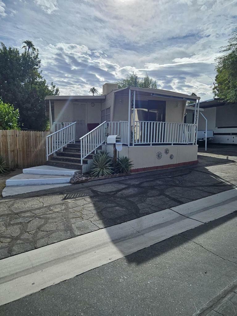 4 Lazy B Dr. Drive  Palm Desert CA 92260 photo