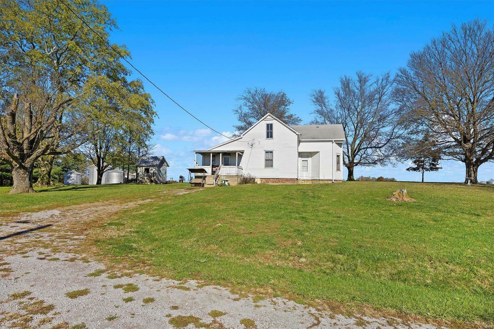 Property Photo:  3037 Blumberg Road  IL 62061 