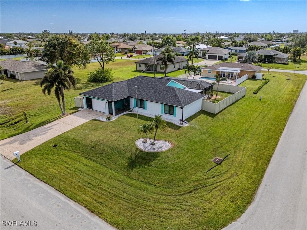 Property Photo: 1322 SW 33rd Street FL 33914