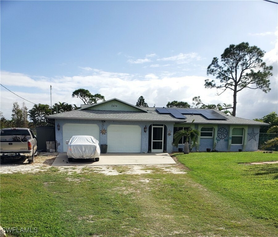 Property Photo:  15474 Pembrooke Road  FL 33922 