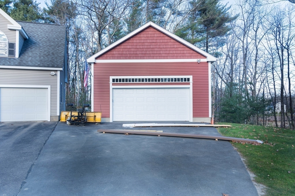 Property Photo:  275 Fisher Rd  MA 01520 