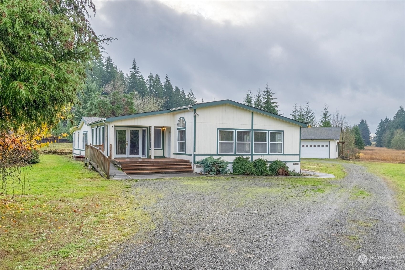 Property Photo:  173 Jean Road  WA 98532 