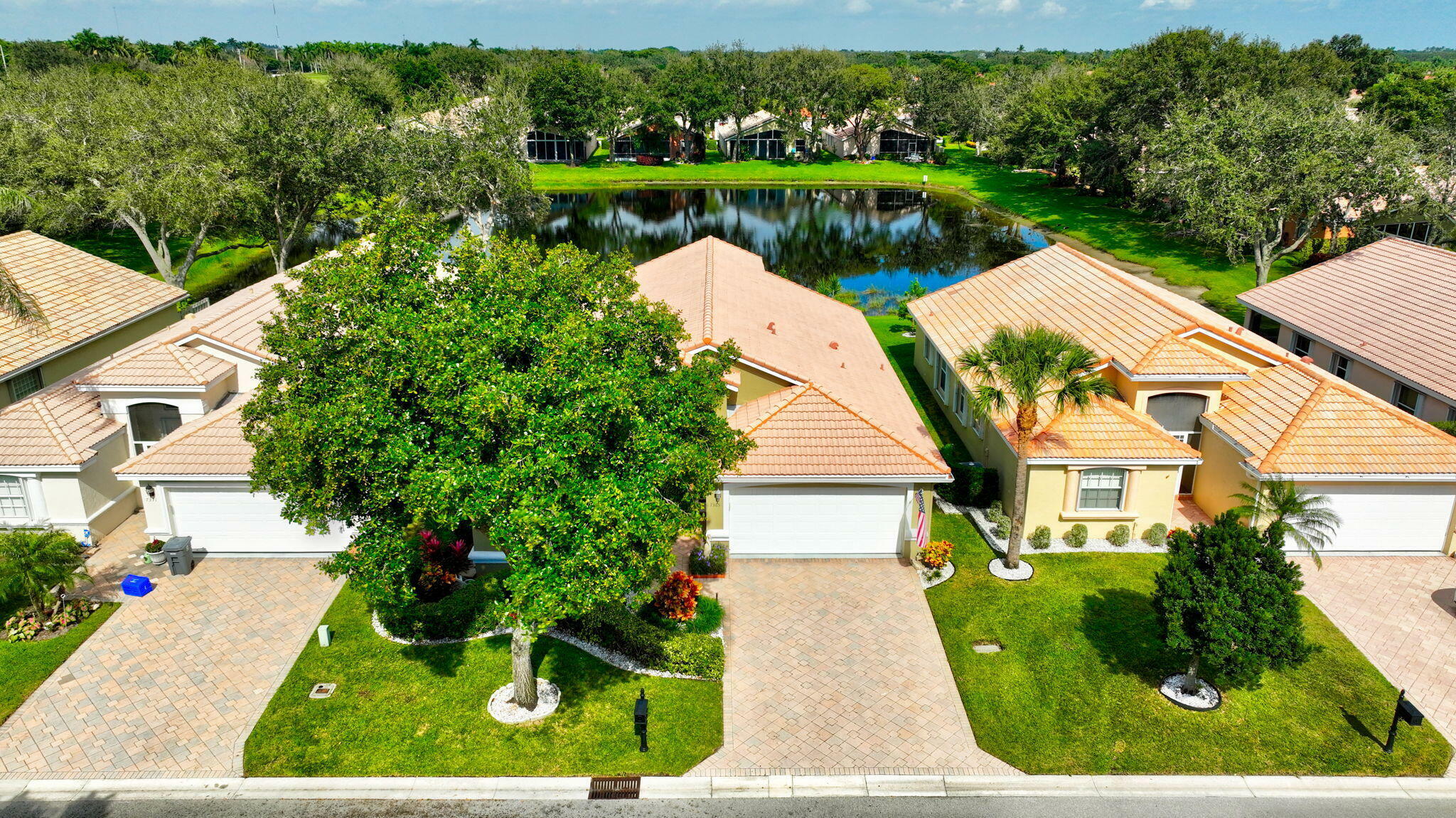 Property Photo:  7365 Lugano Drive  FL 33437 