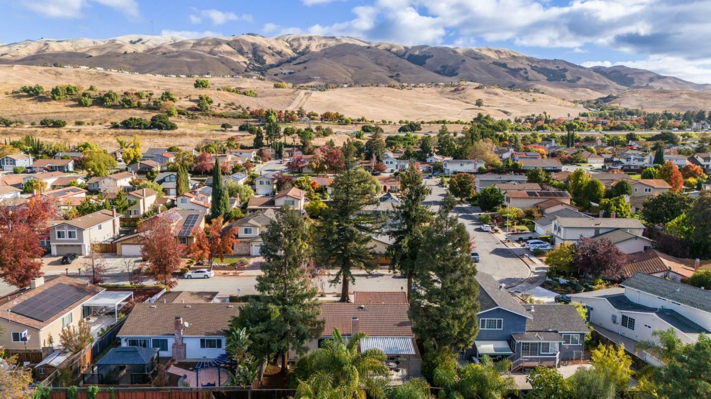 Property Photo:  48775 Taos Road  CA 94539 