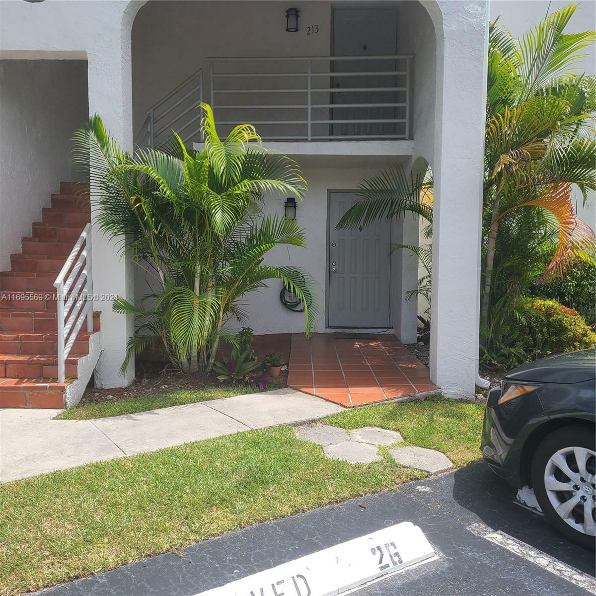 Property Photo:  3564 Magellan Cir 211-1  FL 33180 