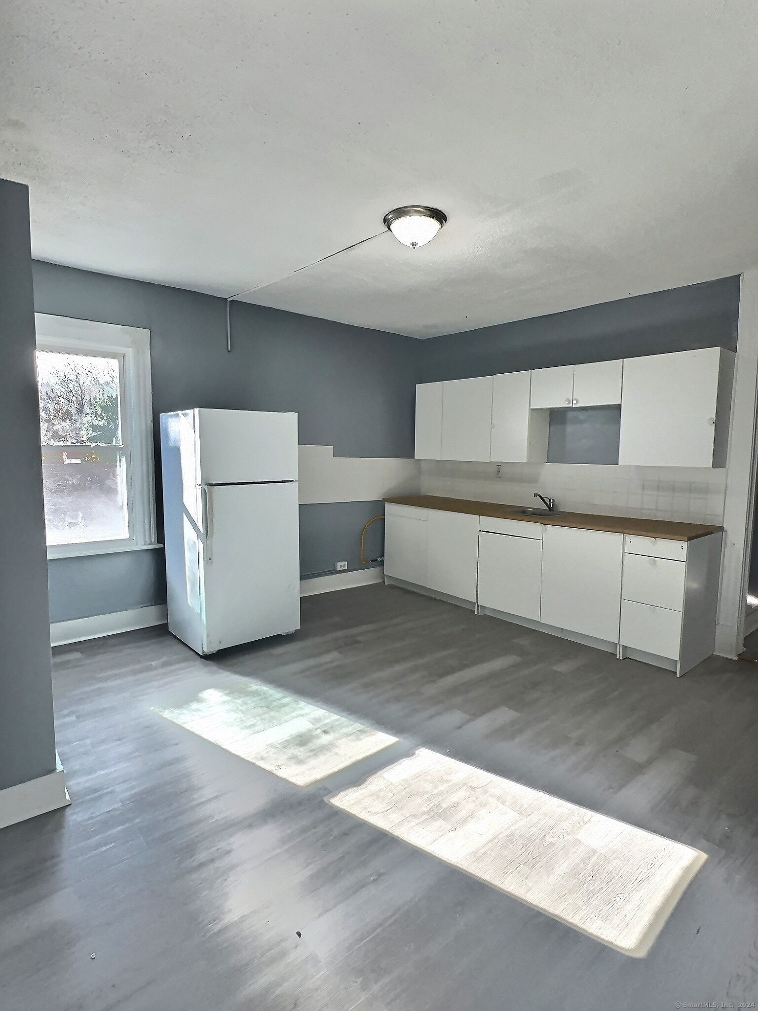 Property Photo:  206 Clark Street 2nd Floor  CT 06051 