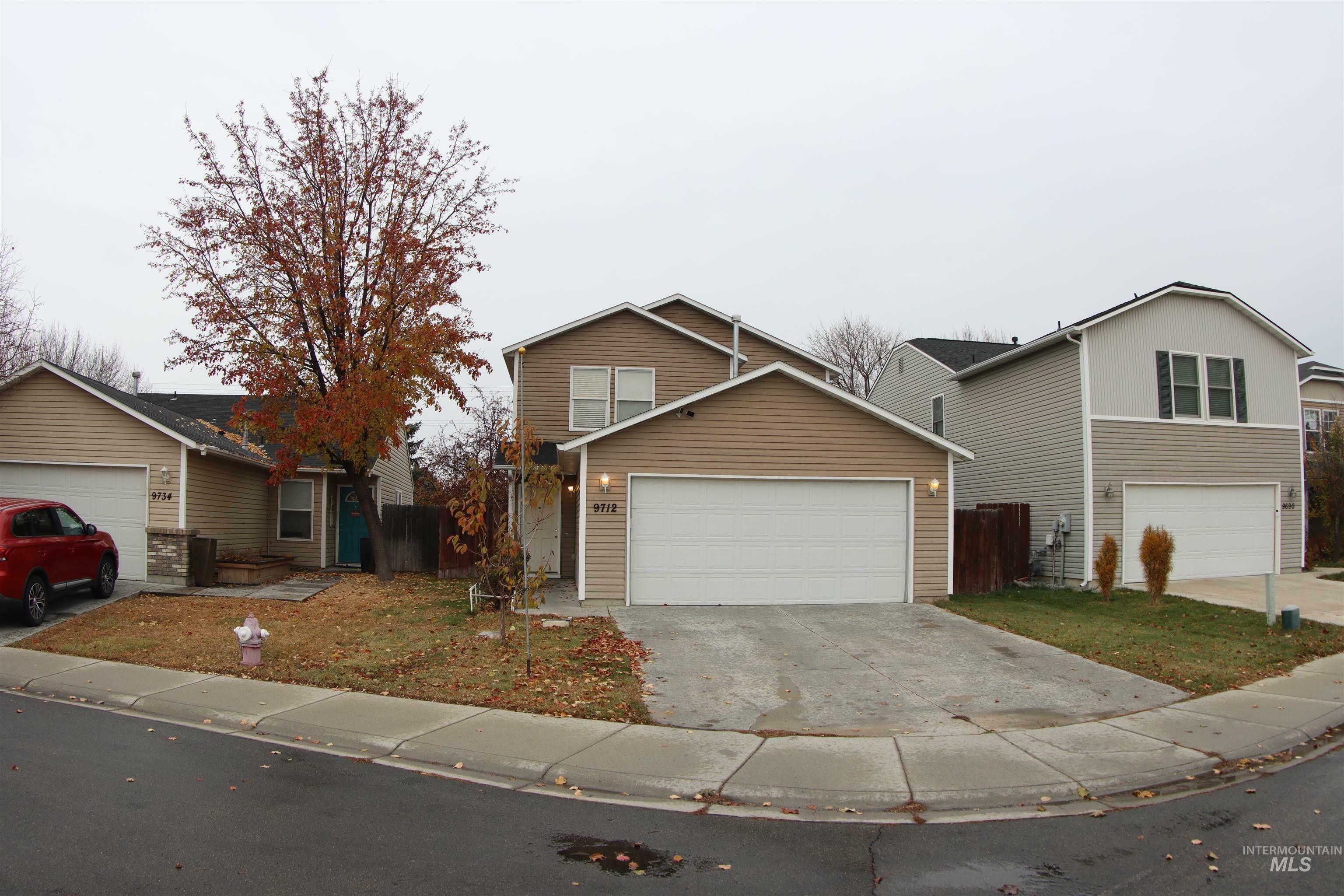 9712 W Weir Hollis Dr  Boise ID 83709 photo