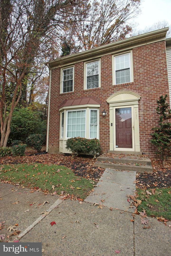 4427 Holly Avenue  Fairfax VA 22030 photo