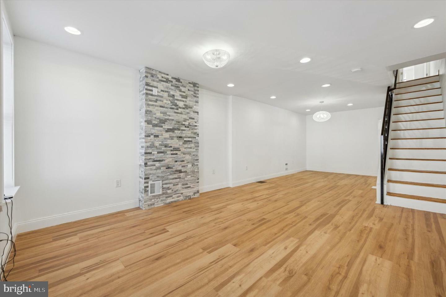 Property Photo:  2732 W York Street  PA 19132 