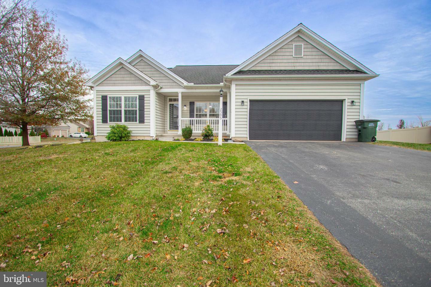 2595 Admire Springs Drive  Dover PA 17315 photo