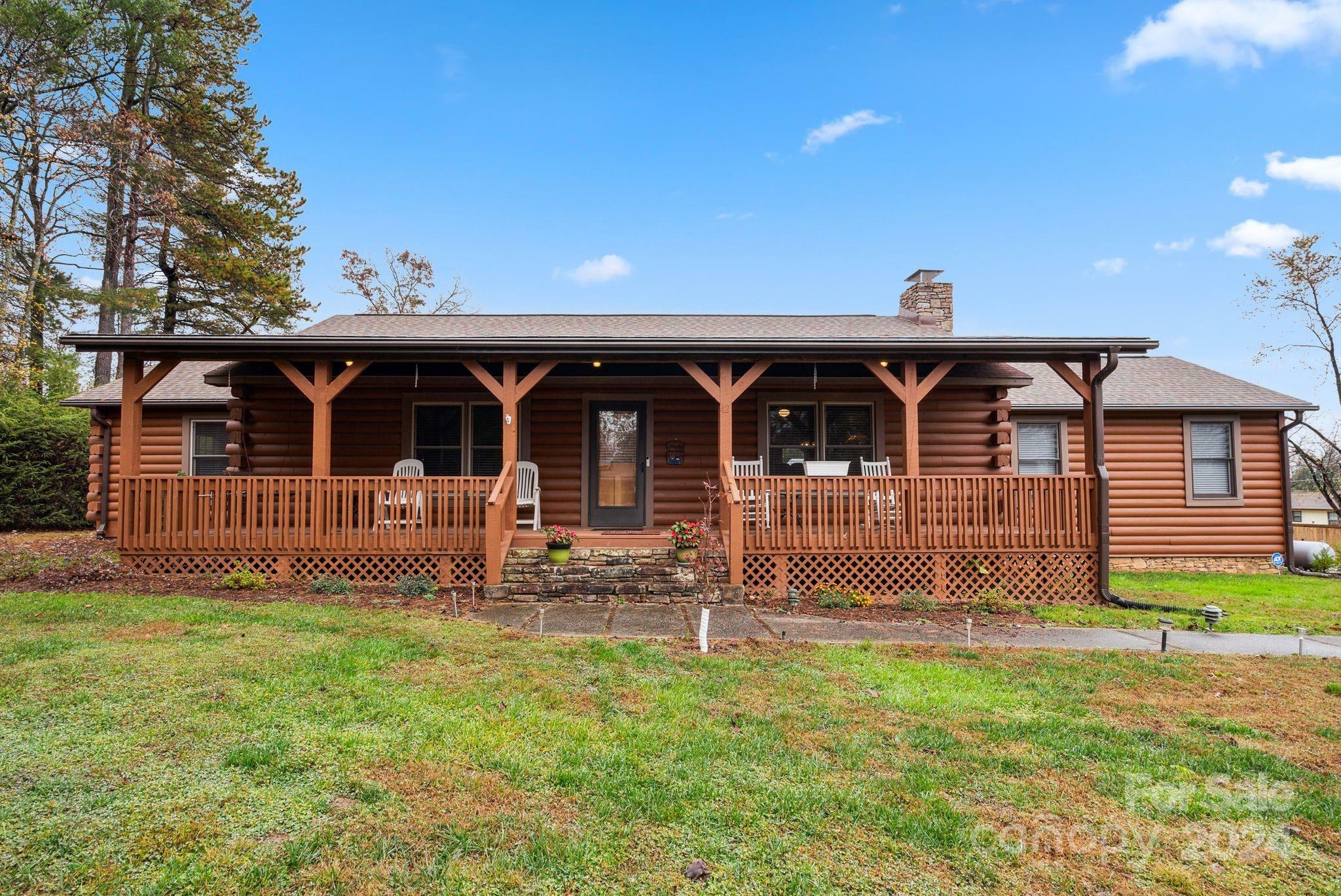 Property Photo:  42 Pine Tree Lane  NC 28731 