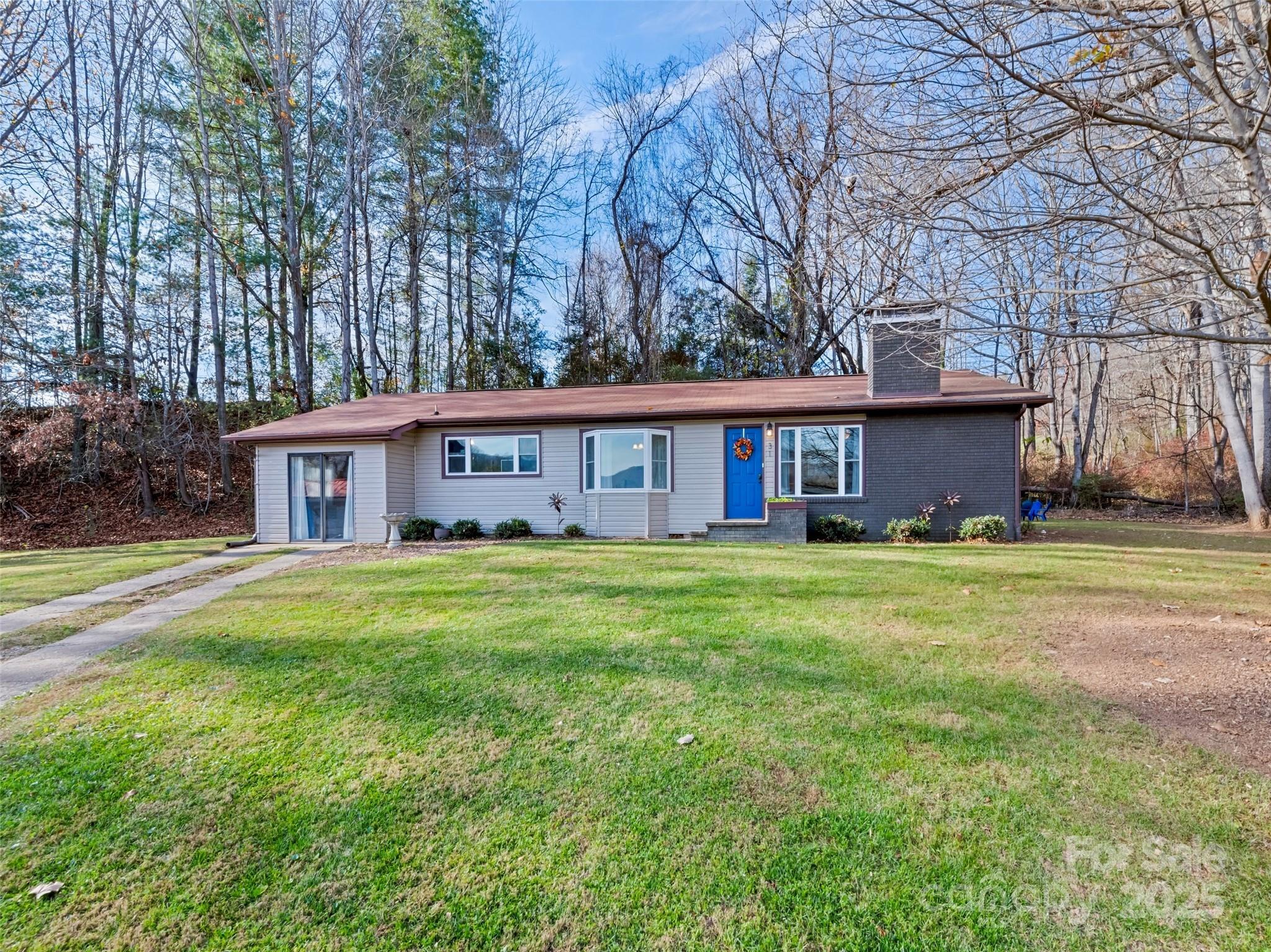 Property Photo:  31 West End Circle  NC 28785 