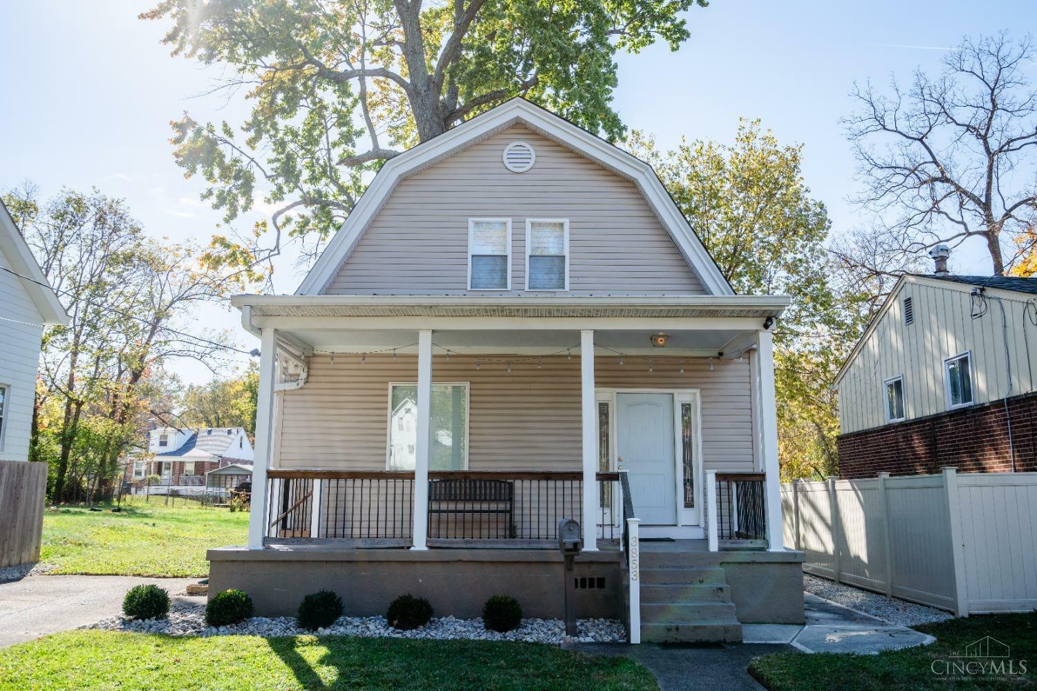 Property Photo:  3853 Zinsle Avenue  OH 45213 