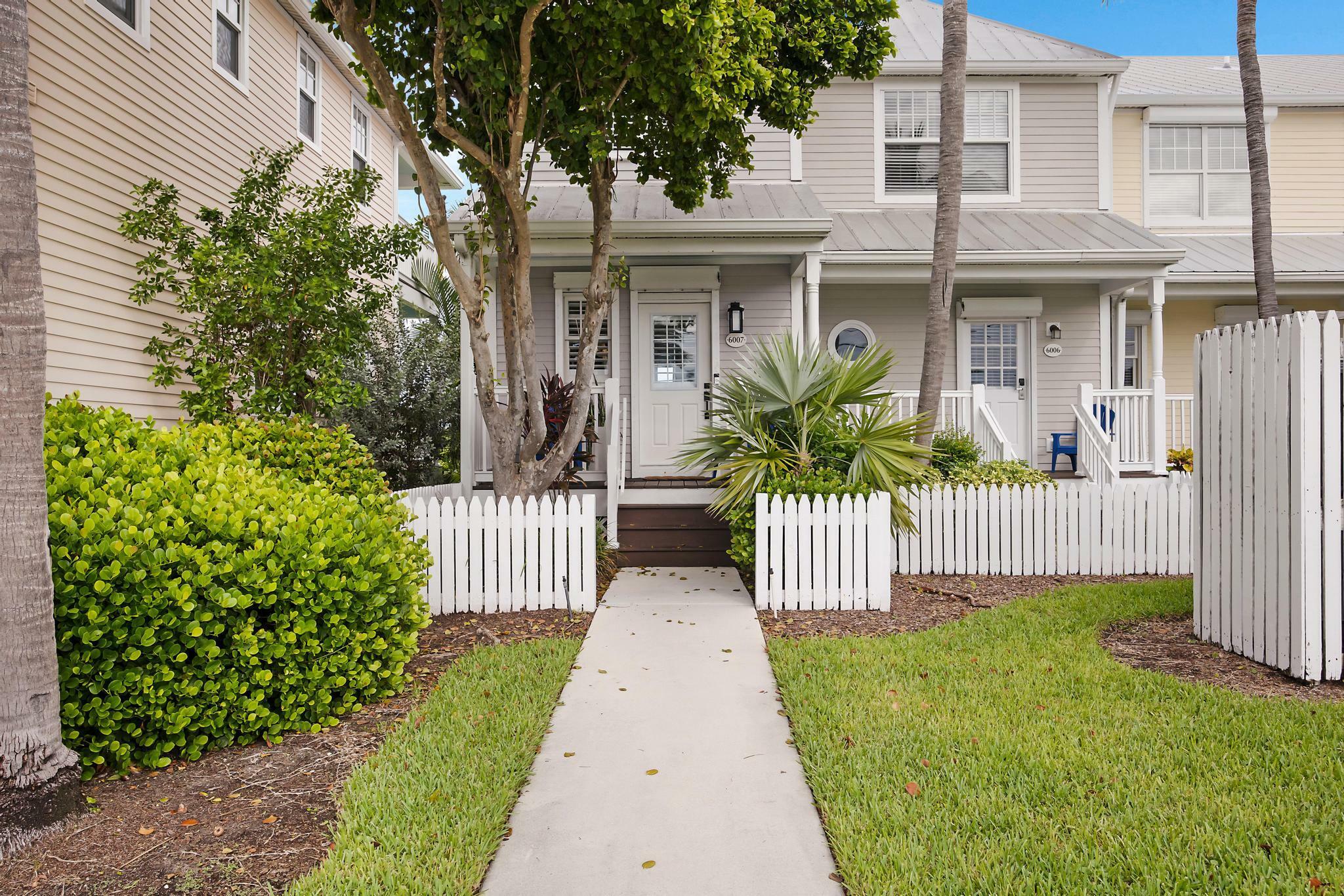 Property Photo:  6007 Marina Villa Drive  FL 33050 