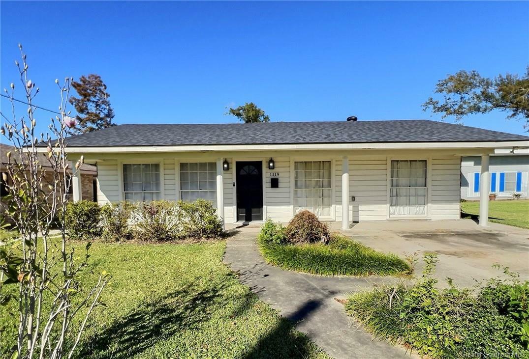 Property Photo:  1119 Mitchell Street  LA 70607 