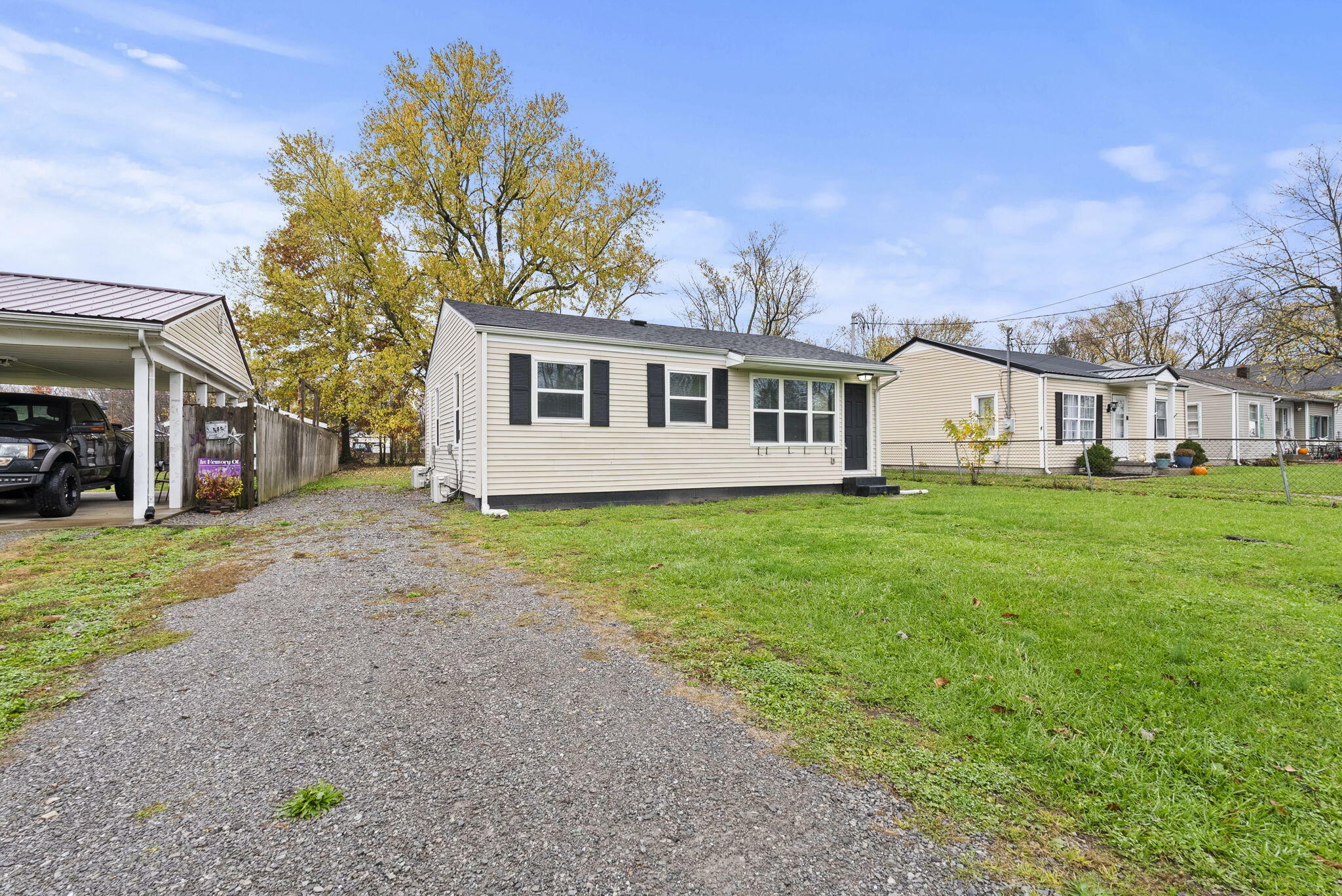 Property Photo:  127 East Grubbs Lane  KY 40422 