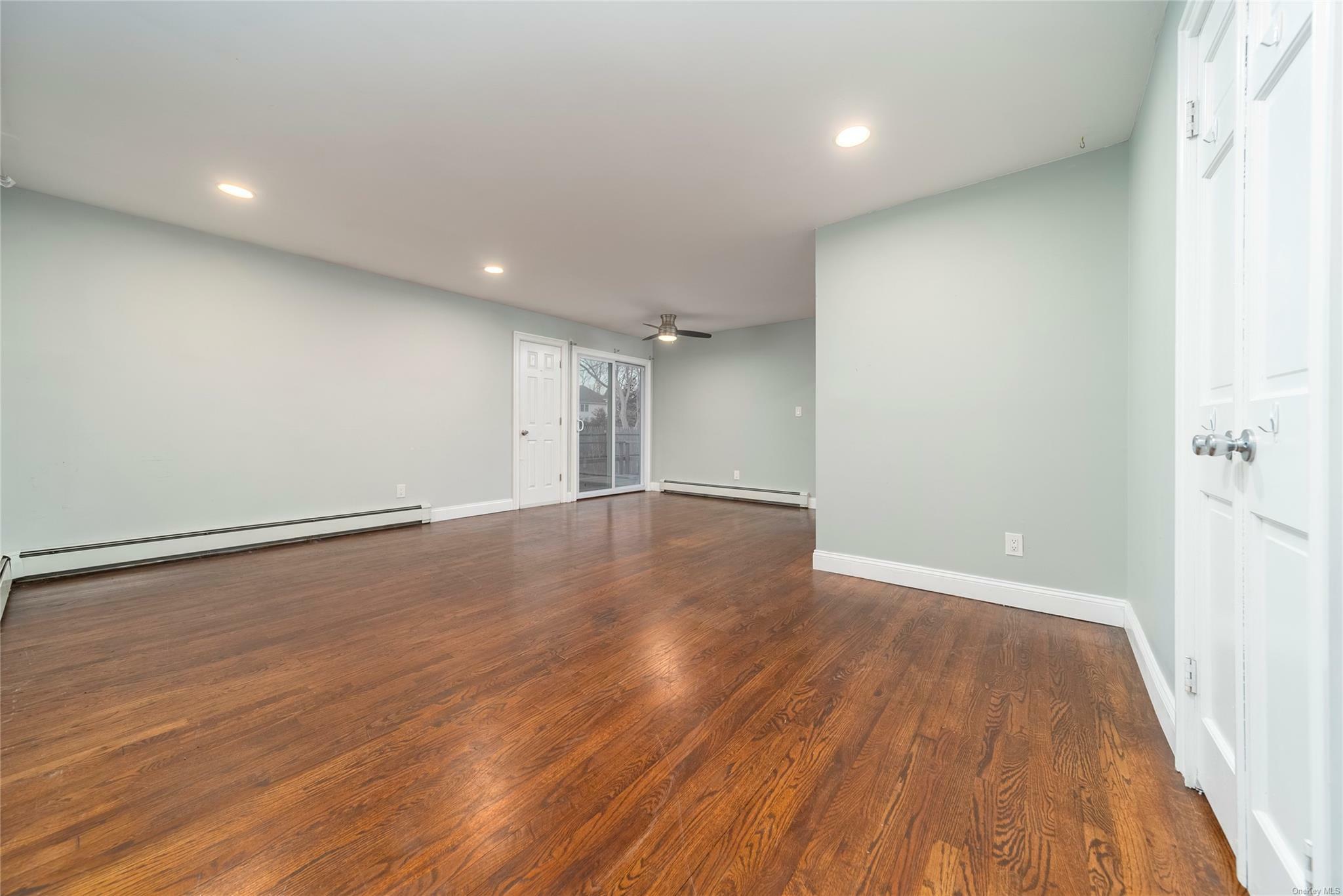 Property Photo:  7 Miller Drive  NY 11755 