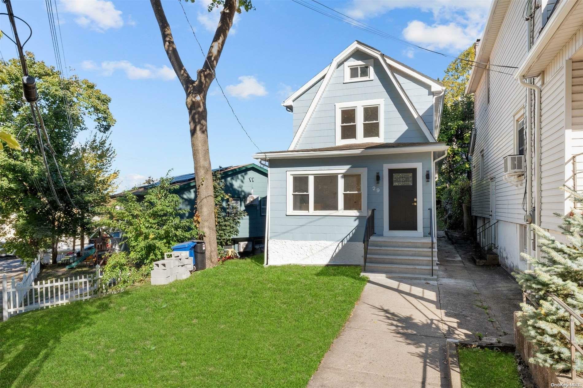 Property Photo:  68 Chelsea Place  NY 10710 