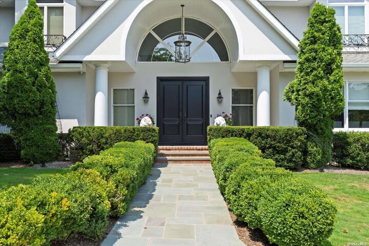 Property Photo:  31 Blackwatch Court  NY 11968