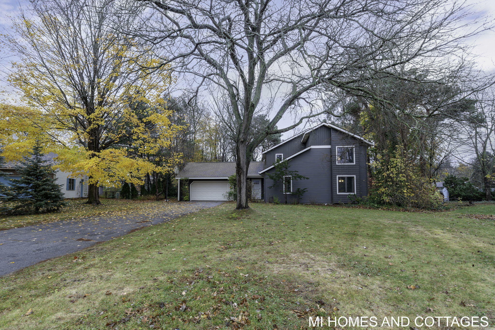 14012 Fox Trail Drive  Holland MI 49424 photo