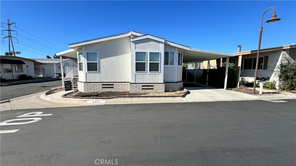 Property Photo:  14851 Jeffrey 78  CA 92618 