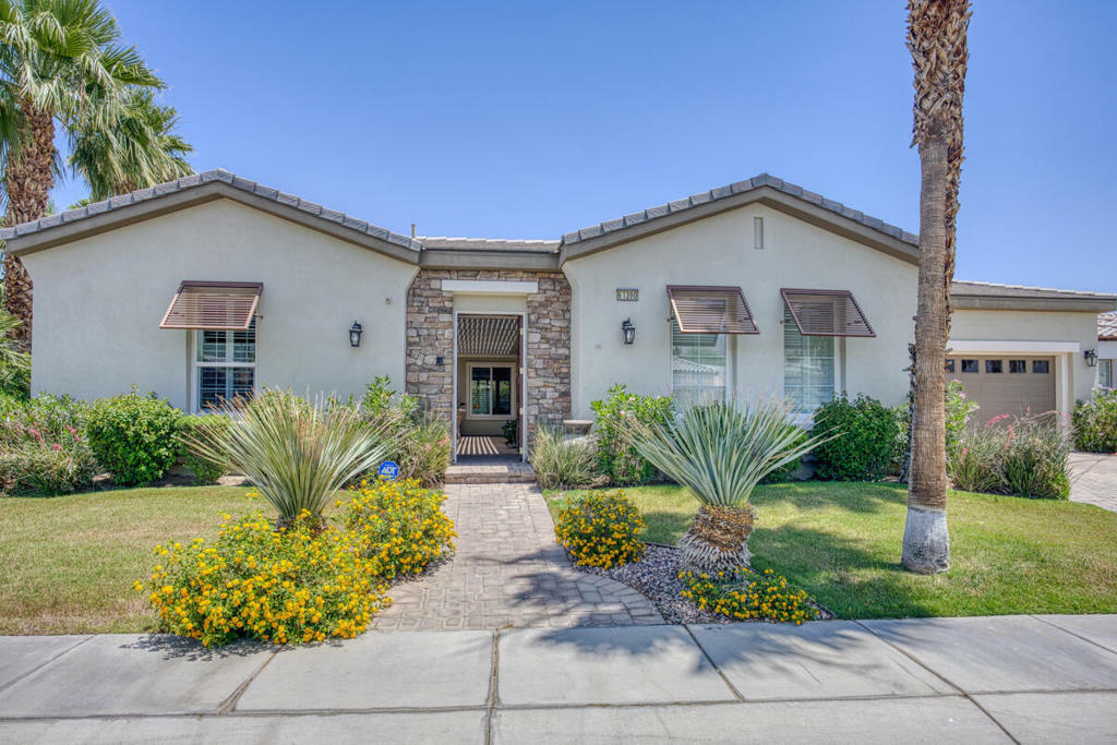 Property Photo:  61390 Fire Barrel Drive  CA 92253 