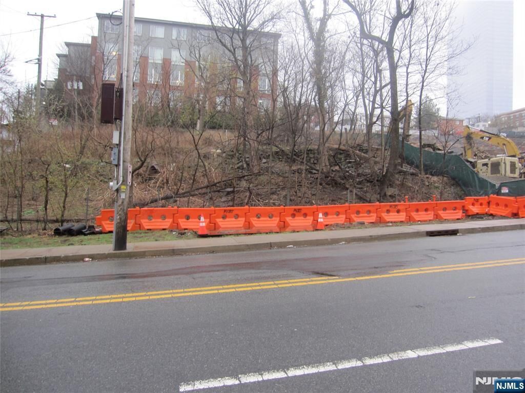 Property Photo:  45 Main Street  NJ 07024 