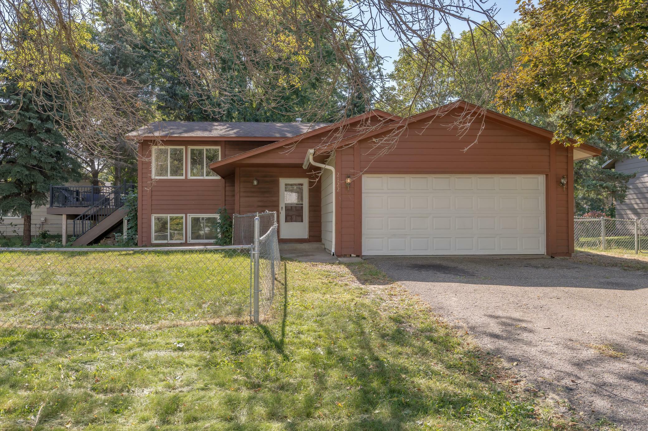 2122 Heritage Drive S  Shakopee MN 55379 photo