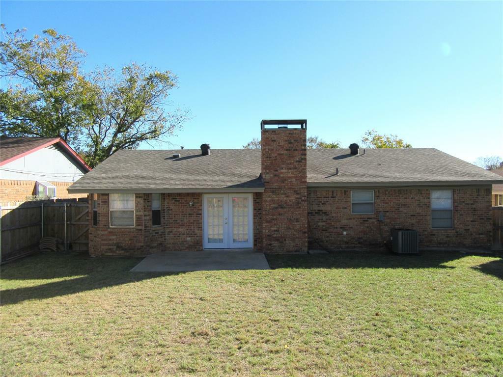 Property Photo:  7009 Quail Run  TX 76148 