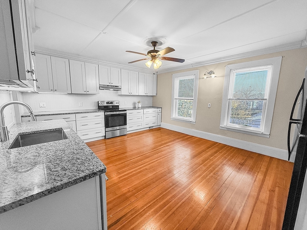 Property Photo:  11 Tremont St 2  MA 01832 