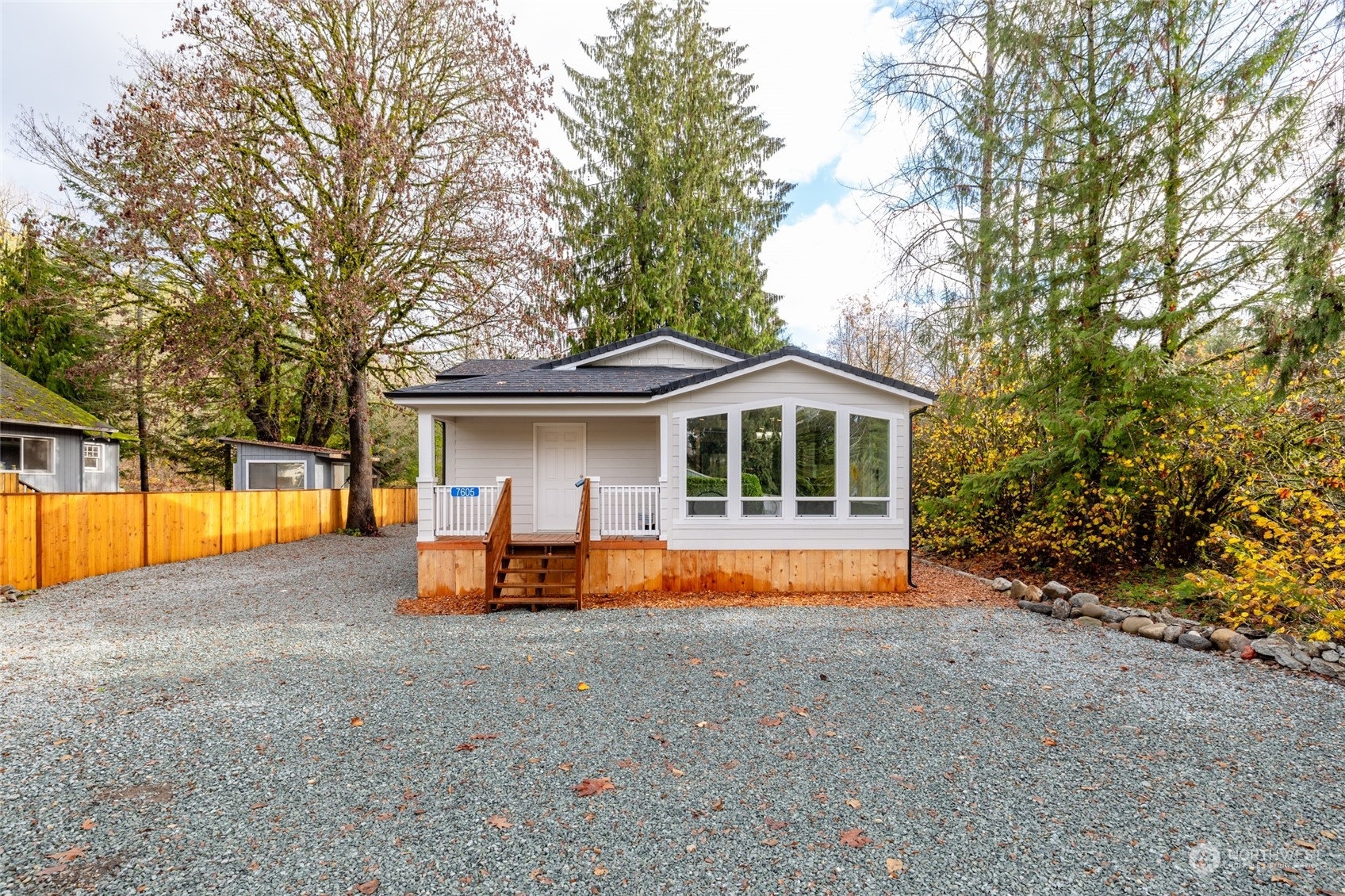 Property Photo:  7605 S Superior Avenue  WA 98237 