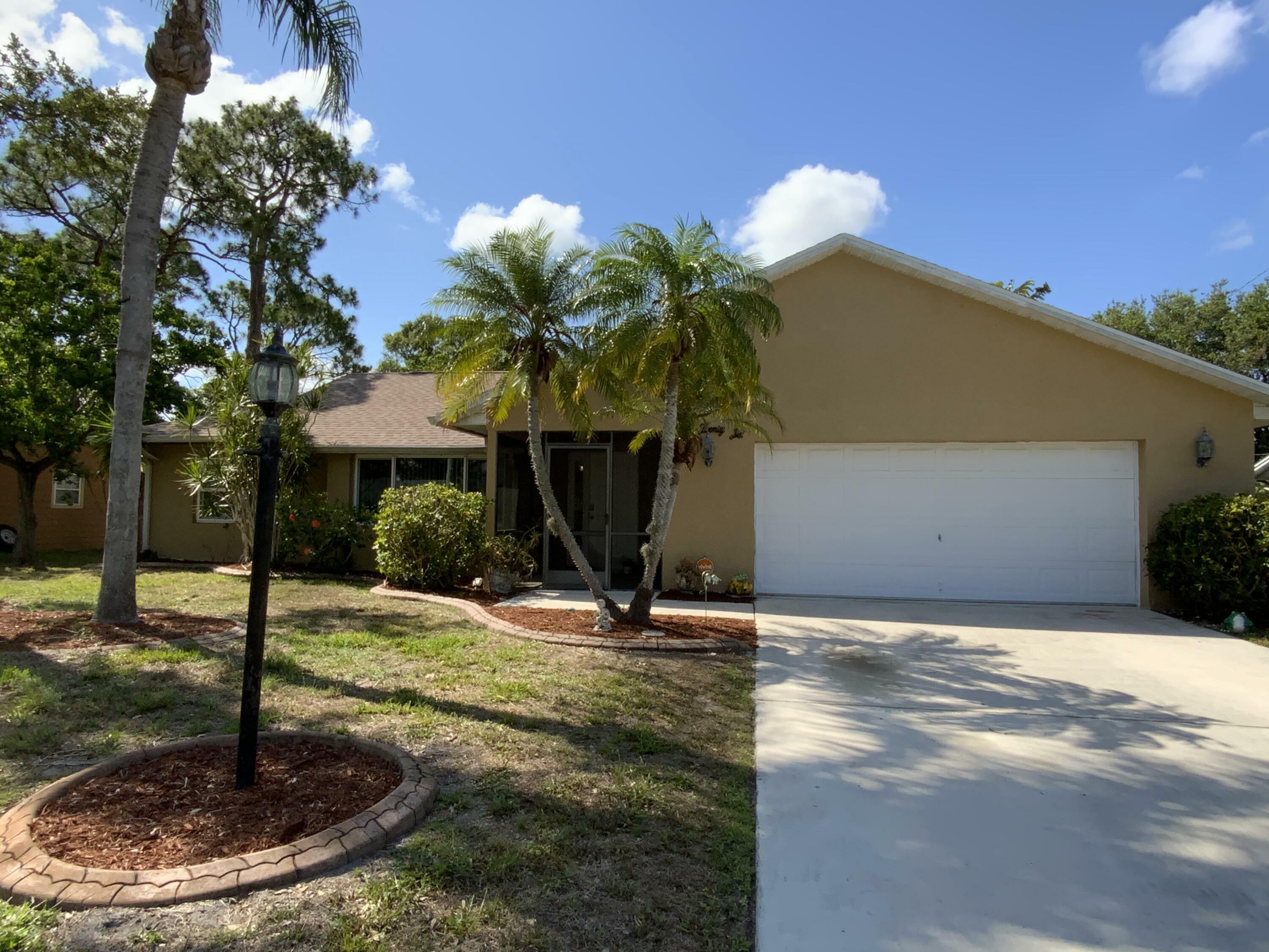 226 SW Starflower Avenue  Port Saint Lucie FL 34953 photo