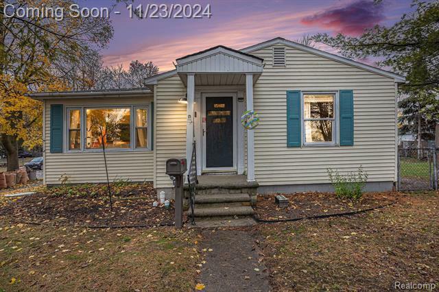 Property Photo:  1010 Dunbar Street  MI 48732 