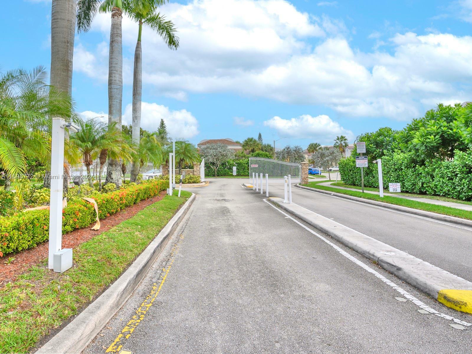 Property Photo:  15120 NW 6th Ct  FL 33028 