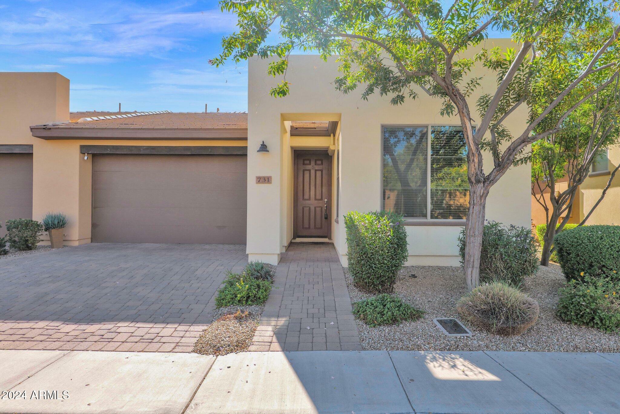 Property Photo:  731 E Verde Boulevard  AZ 85140 