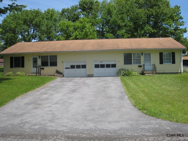 Property Photo:  1309 Maken Drive  PA 15904 