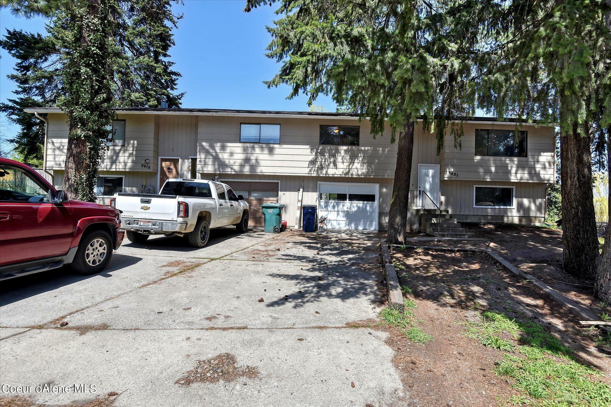 Property Photo:  5419-5421 N Parkwood Ct  ID 83815 