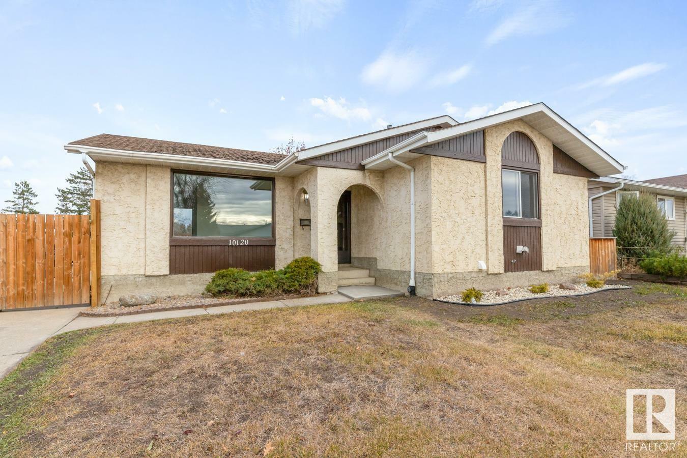 Property Photo:  10120 166 Avenue NW  AB T5X 2G5 