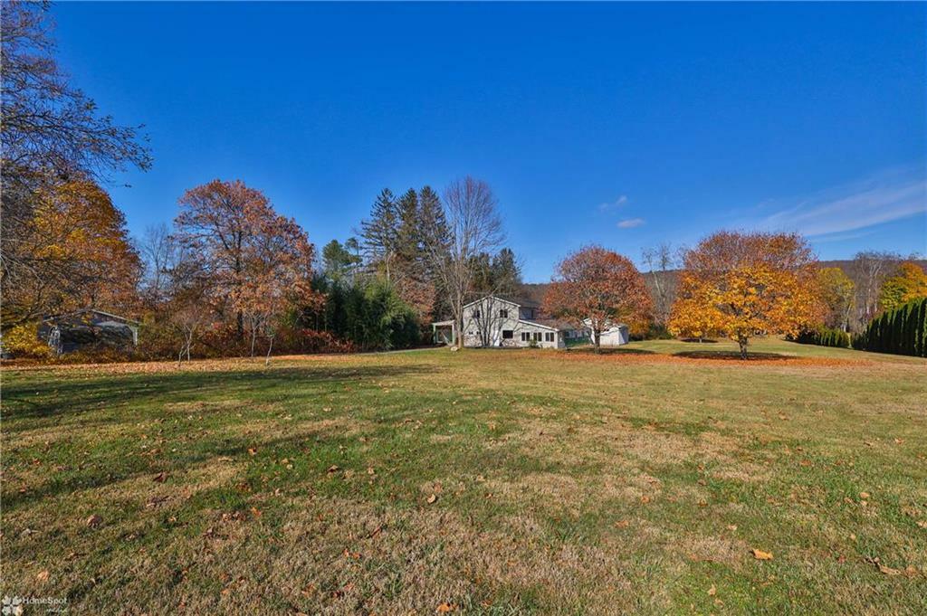 Property Photo:  202 County Line Drive  PA 18235 