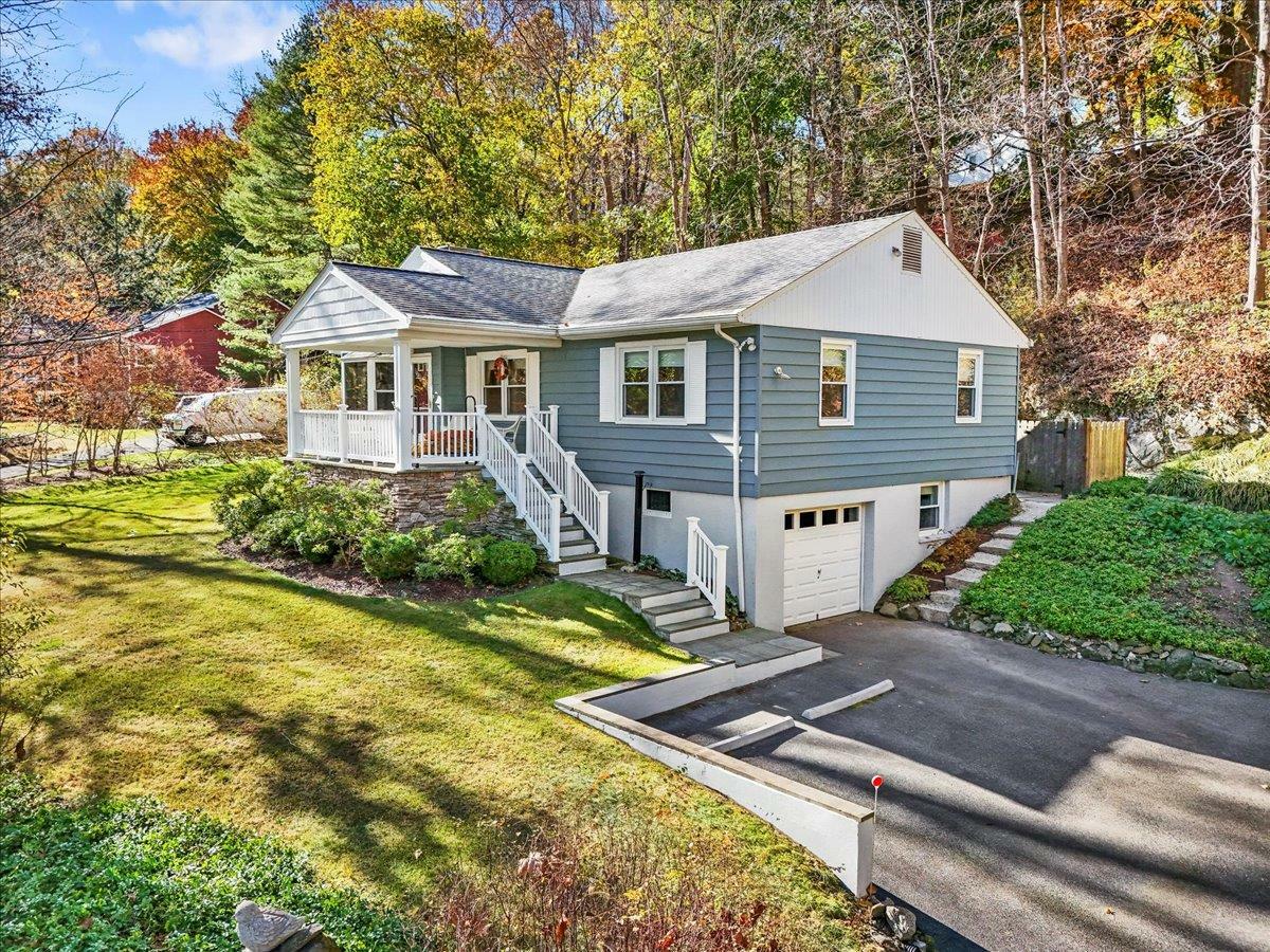 Property Photo:  99 Truesdale Drive  NY 10520 