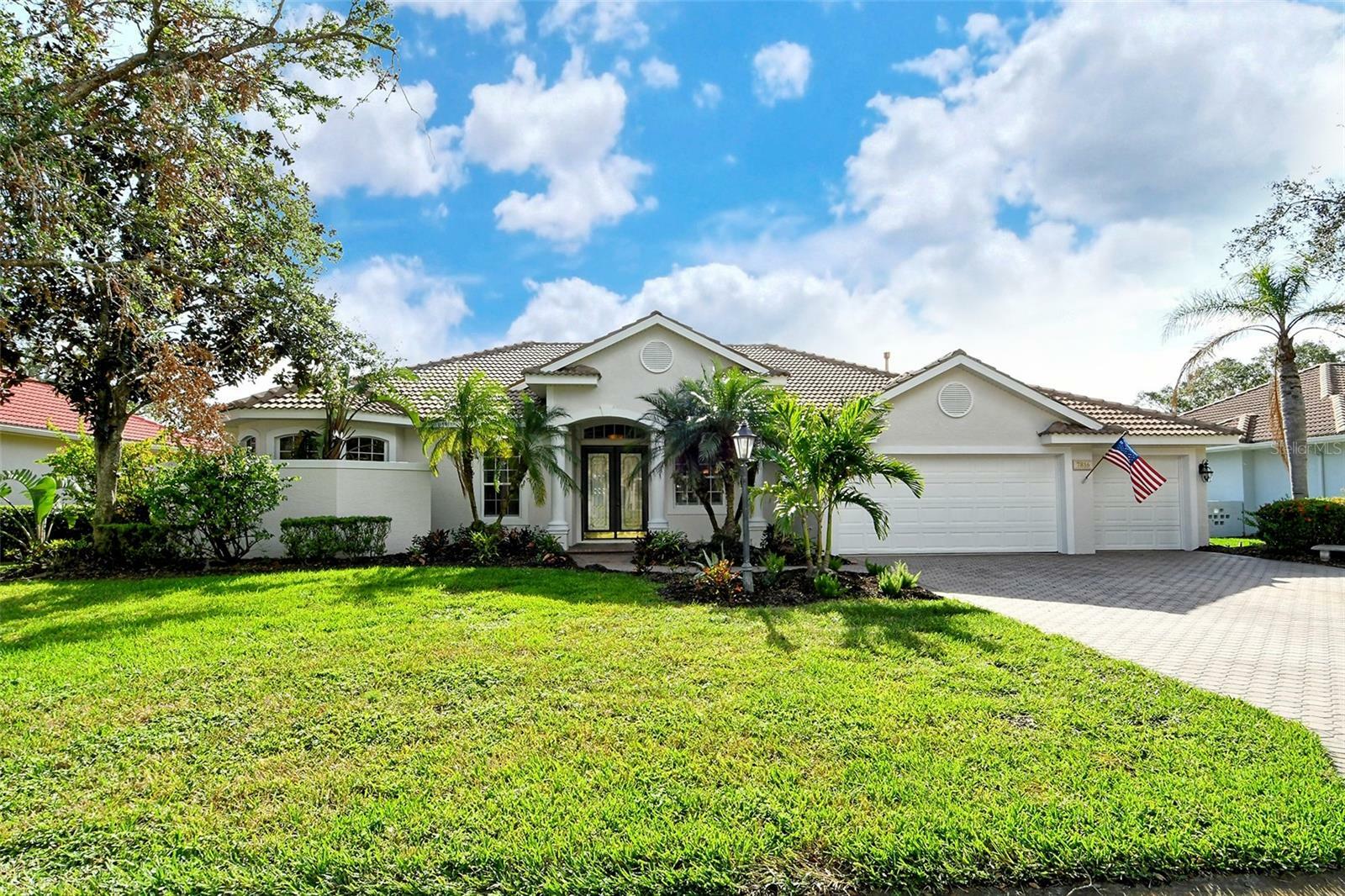 7816 Crest Hammock Way  Sarasota FL 34240 photo