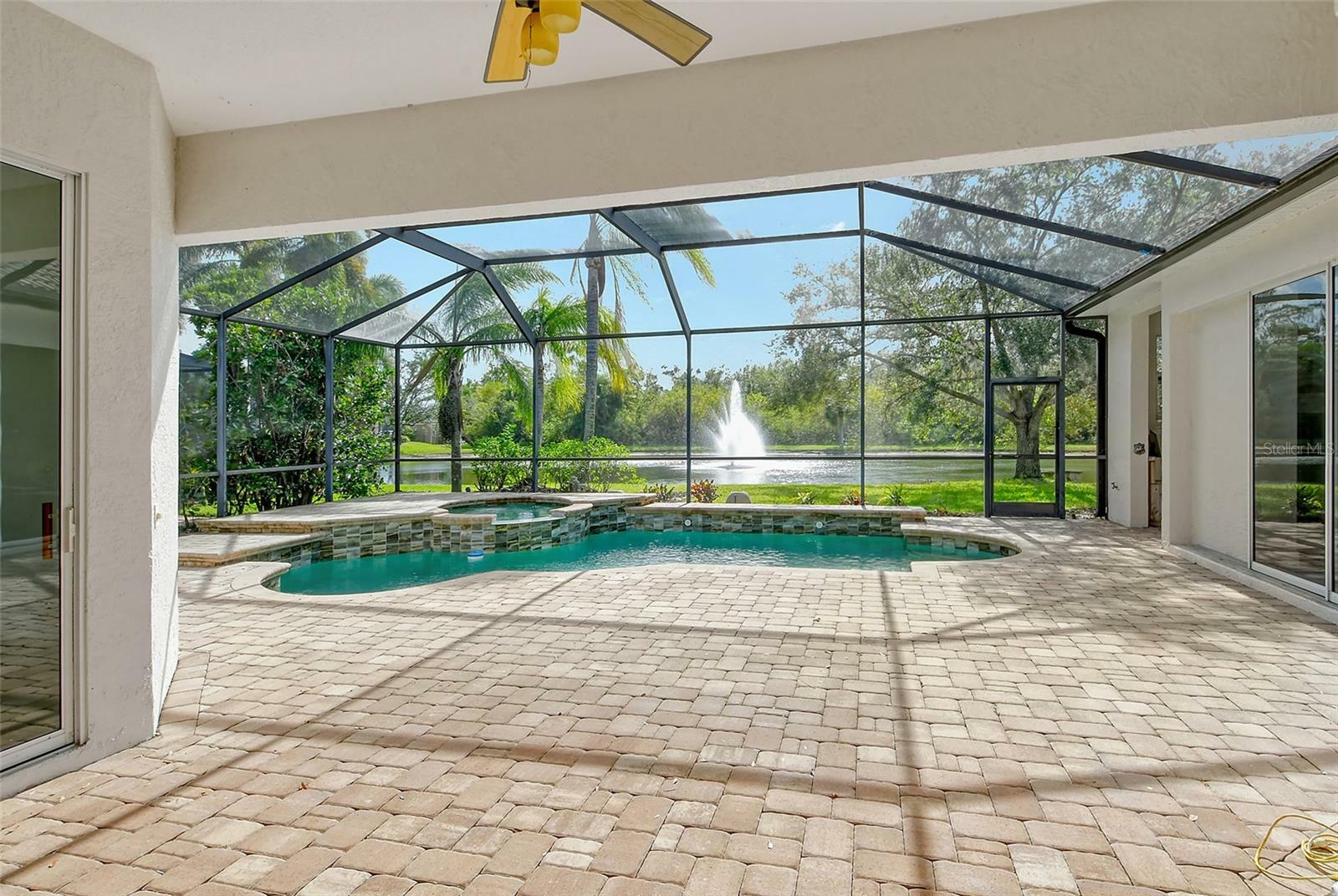 7816 Crest Hammock Way  Sarasota FL 34240 photo