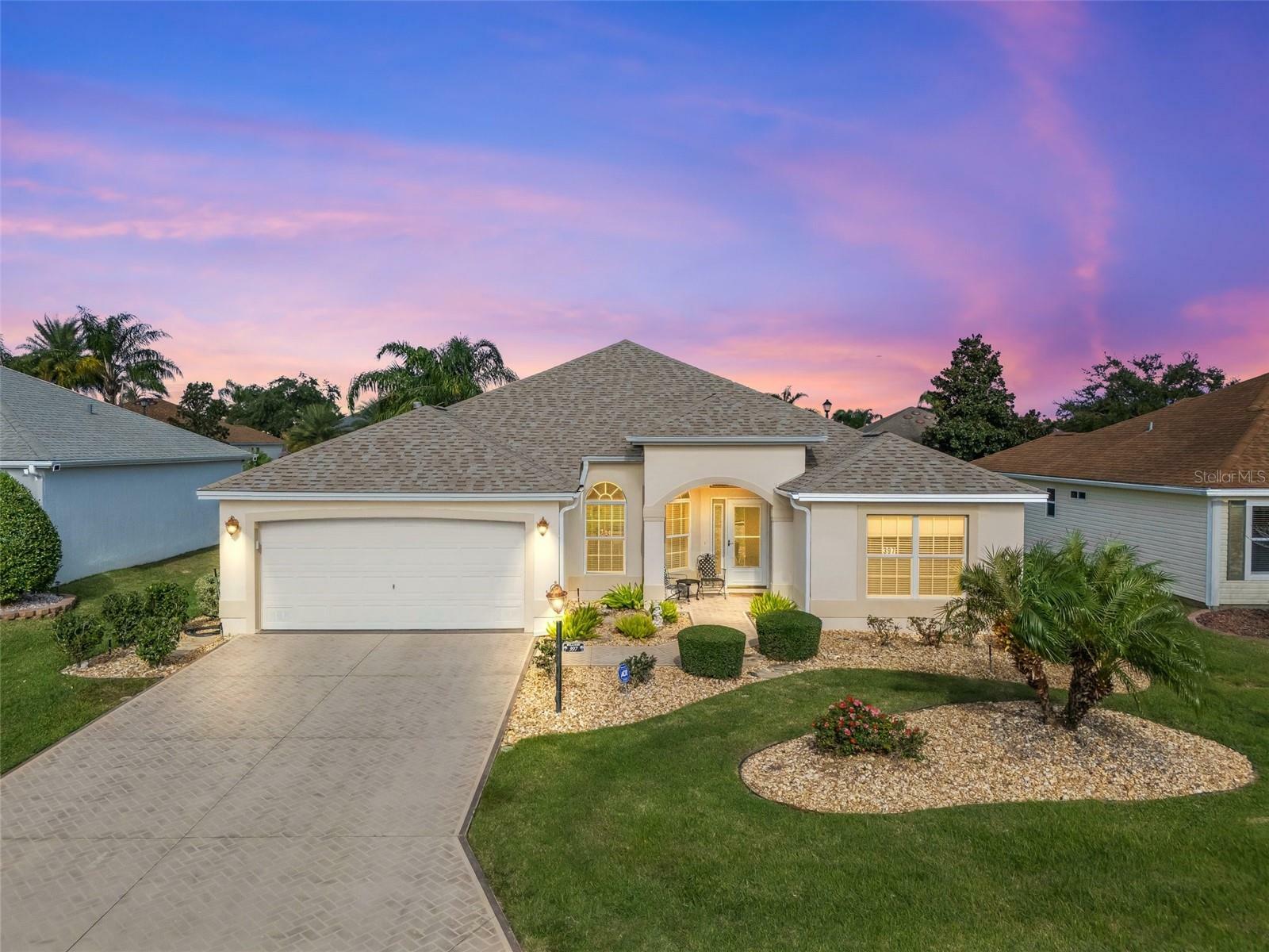 Property Photo: 397 Simpson Street FL 32162